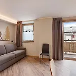 Wood Mountain Planet House Appartement Livigno