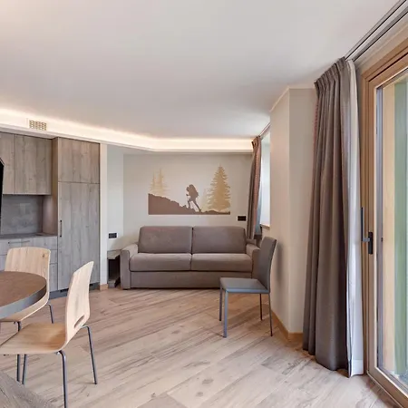 Wood Mountain Planet House * Livigno