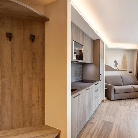 Daire Wood Mountain Planet House *